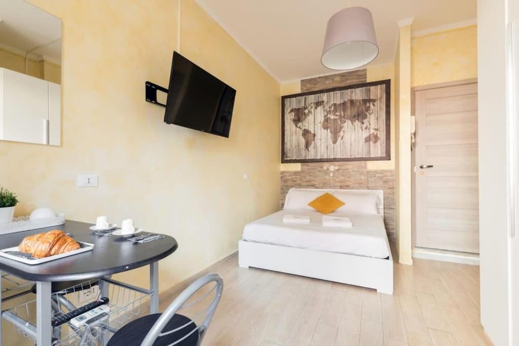 Private Suite In A Guest House With Private Bathroom N3 Rome Buitenkant foto