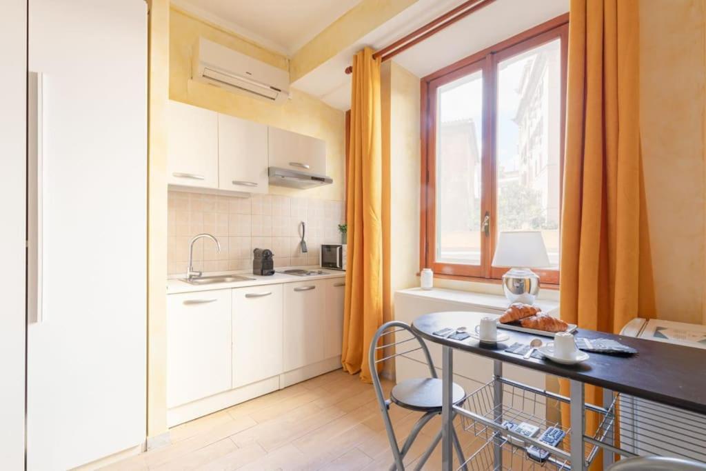 Private Suite In A Guest House With Private Bathroom N3 Rome Buitenkant foto